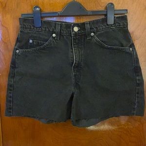 Vintage 550 Levi’s Denim Jean Shorts